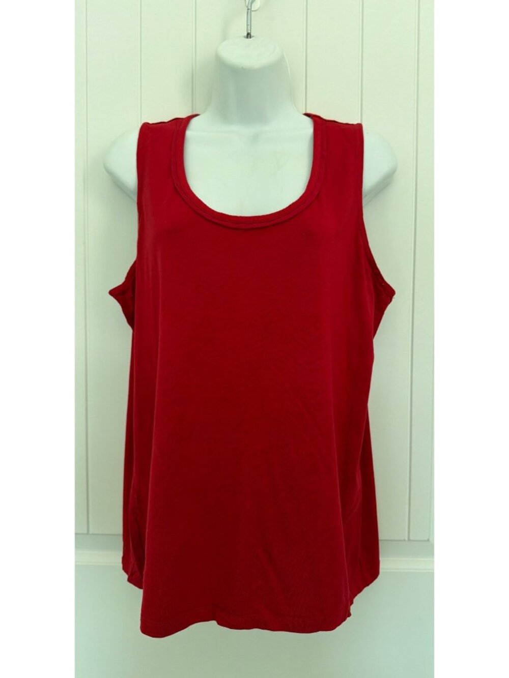 Talbots Red Sleeveless Tank Top Size L Soft Rayon Blend